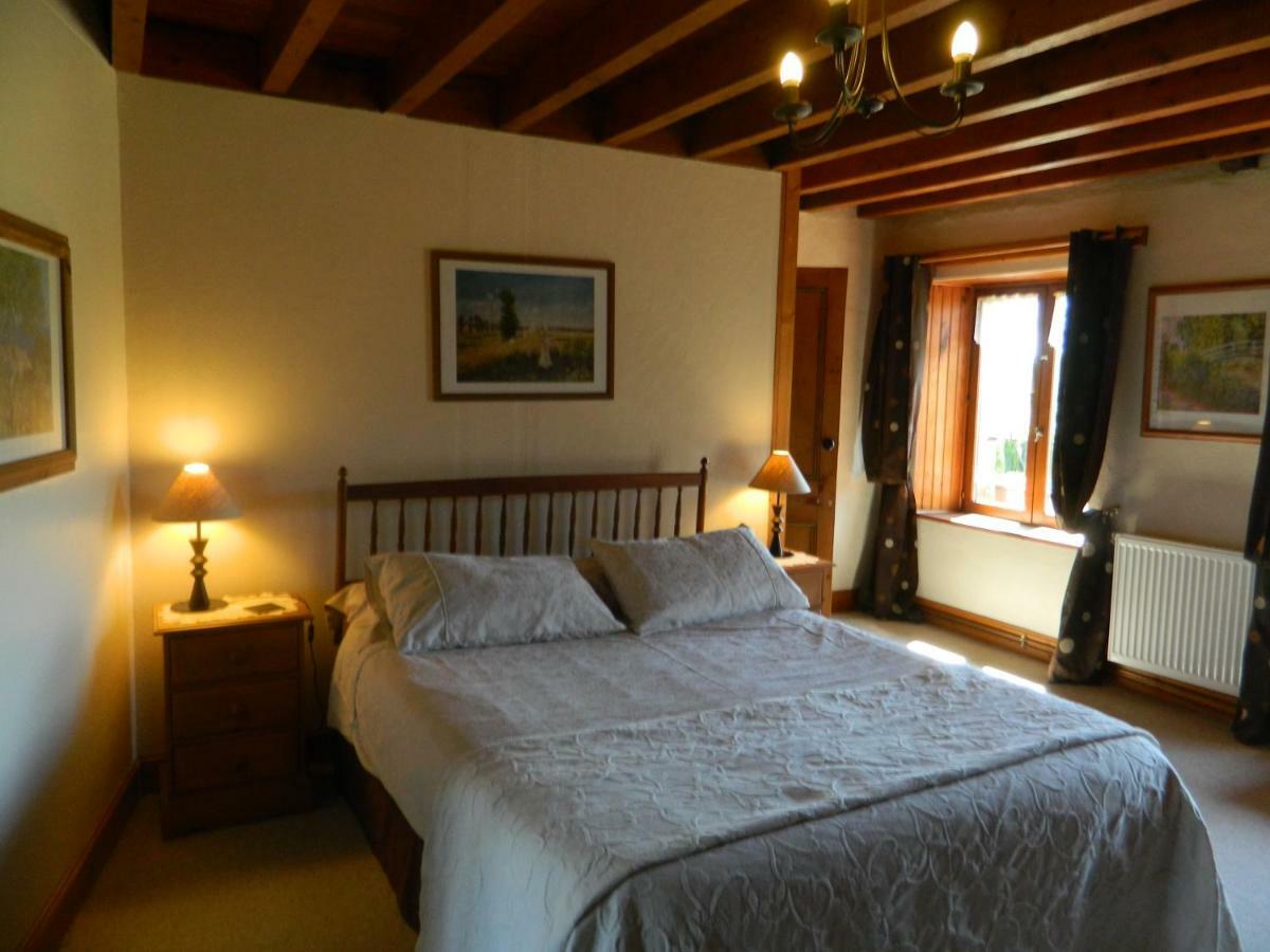 B&B La Seliniere Champ-du-Boult 外观 照片